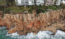 Antalya'da Kaçak Asansör ve Barakaya Yıkım Kararı