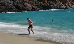 Antalya'nın Alanya İlçesinde Kış Günlerinde Yaz Keyfi