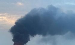 Bahreyn'de İran Saldırısı Sonrası Yangın Çıktı