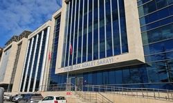 Banyo Duvarını Delerek Komşusunun Görüntülerini Kaydetti