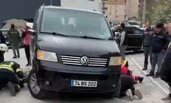 Bartın'da Minibüsün Çarptığı Kadın Kurtarıldı