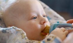 Bebeklerde Ek Gıdaya Geçişte Dikkat Edilmesi Gerekenler