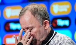 Beşiktaş'ın Transfer Hedefi Raphael Guerreiro İçin Rekabet Kızışıyor