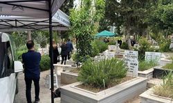 Boğazına Çilek Kaçan Minik Mustafa Mersin'de Toprağa Verildi