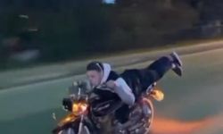 Bursa'da Trafikte Tehlikeli Motosiklet Şovu