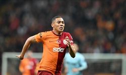 Carlos Vinicius, 16 Dakikada Üst Üste 3 Penaltı Kaçırdı