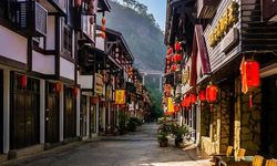 Çin'in Yanjin Şehri: Sadece 30 Metre Genişliğinde Dar Sokaklar