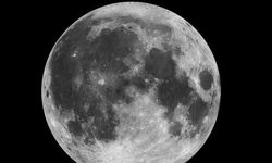 Çinli Bilim İnsanları Ay Numunelerinde İki Yeni Mineral Keşfetti