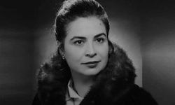 Devlet Tiyatroları'nın Değerli Sanatçısı Feyha Çelenk Hayatını Kaybetti