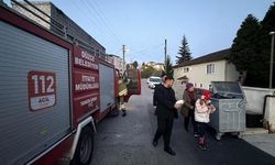 Düzce'de Küçük Kızın Duyarlılığı İki Yavru Kediyi Hayata Döndürdü