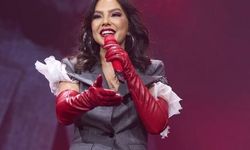 Ebru Gündeş'in Yüz Gerdirme Ameliyatı İçin Harcadığı Miktar Dikkat Çekti