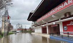 Edirne'de Tunca Nehri Taştı, Tarihi Er Meydanı Sular Altında Kaldı