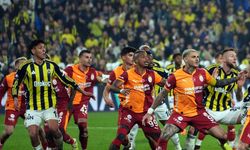 Galatasaray ile Fenerbahçe 406. Randevuda Karşılaşıyor