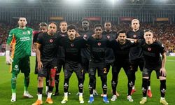 Galatasaraylı Futbolcudan Eski Takım Arkadaşına Maç Sonrası Mesaj