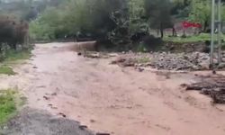 Gaziantep Nurdağı'nda Sağanak Yağış Hayatı Olumsuz Etkiledi