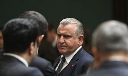 Gençlik ve Spor Bakanı Osman Aşkın Bak'tan Türkiye GP Paylaşımı