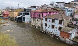 Gölyazı'da Uluabat Gölü Seviyesi Yükseldi, Ulaşım Zorlaştı