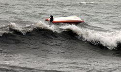 Hindistan'da Tekne Kazası: En Az 10 Kişi Hayatını Kaybetti