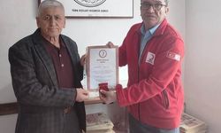 Hisarcık'ta 18 Kez Kan Bağışı Yapan Esnafa Bronz Madalya Verildi