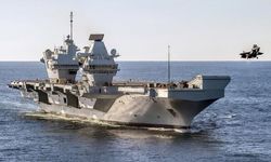 İngiliz Savaş Gemisinin Vurulduğu İddiası Yalanlandı