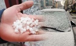İstanbul'da Aniden Başlayan Dolu Yağışı Hayatı Olumsuz Etkiledi