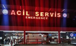 İzmir'de Parkta Bıçaklı Saldırı: 2 Yaşındaki Çocuk Yaralandı