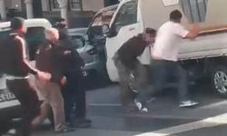 Kağıthane'de Yol Verme Tartışması Bıçaklı Kavgaya Dönüştü