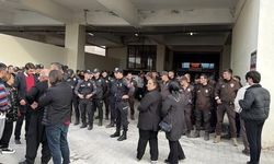 Kahramanmaraş'taki Okul Saldırısında Hayatını Kaybedenlerin Cenazeleri İçin Bekleyiş Devam Ediyor