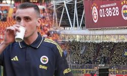 Kerem Aktürkoğlu, Galatasaray Sahasında Elinde Çayla Görüldü