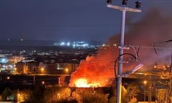 Lüleburgaz'da Sabahın İlk Saatlerinde Arazide Yangın Çıktı