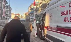 Malatya'da Bıçaklı Kavga: Baba ve Oğlu Yaralandı