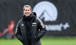 Marie-Louise Eta, Bundesliga'da Tarihe Geçti