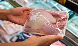 Marketlerde Satılan Tavuk Etiketlerine Dikkat: 'Köy Tavuğu' ve Diğer İfadelerin Anlamı