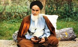 MİT, Ayetullah Humeyni'nin 1964'teki Türkiye İkametine Dair 'Çok Gizli' Belgeyi Yayımladı