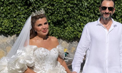 Nuray Sayarı İkiz Bebek Bekliyor