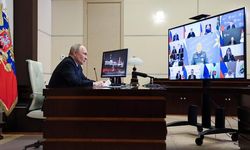 Putin'den Paskalya Ateşkesi: Ukrayna'da 11-12 Nisan Arası Ateşkes İlan Edildi