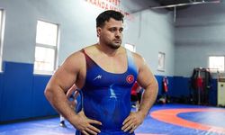 Rıza Kayaalp Avrupa Şampiyonası Finalinde Rakibinin Diskalifiyesiyle Yükseldi