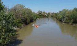 Sakarya Nehri'nde Kaybolan 10 Yaşındaki Çocuk İçin Arama Çalışmaları Sürüyor