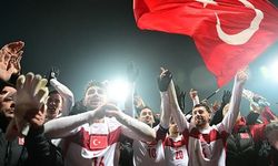 Sinan Akçıl'dan Milli Takım Marşı Açıklaması: Kalpten Yazdım