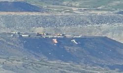 Şırnak'ta Hafriyat Sahasında Toprak Kayması: İki Araç Şarampole Yuvarlandı