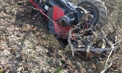 Sivas'ta Traktör Devrildi: 1 Ölü, 1 Yaralı