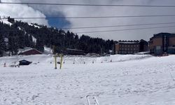 Uludağ'da Kar Bol, Tatilci Az: Sezon Erken Kapanıyor