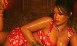 'Vahşi Yaz' Koleksiyonu ile Rihanna'dan Cesur Paylaşımlar