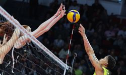VakıfBank, Final Serisinin İlk Mücadelesinde Fenerbahçe Medicana'yı 3-0 Yendi