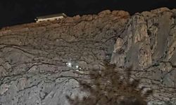 Van'da Kayalıklardan Atlayan Cezaevi Firarisi UMKE Tarafından Kurtarıldı