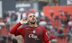 Vedat Muriqi, Mallorca tarihine geçen kramponlarını müzeye bağışladı