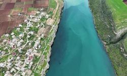 Adıyaman'ın Kızılin Kanyonu İlkbaharda Renk Cümbüşüne Büründü