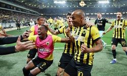 AEK, Panathinaikos'u Son Dakikada Geçerek Şampiyonluğa Ulaştı