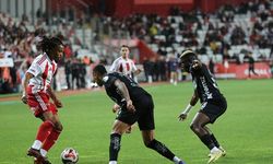 Akdeniz Derbisinde Antalyaspor ve Alanyaspor Puanları Paylaştı