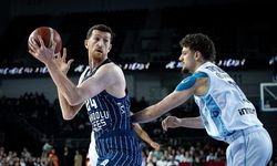 Anadolu Efes, Türk Telekom'u Deplasmanda Yenerek Yarı Finalde